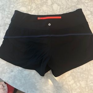 lululemon hiking short - size 8